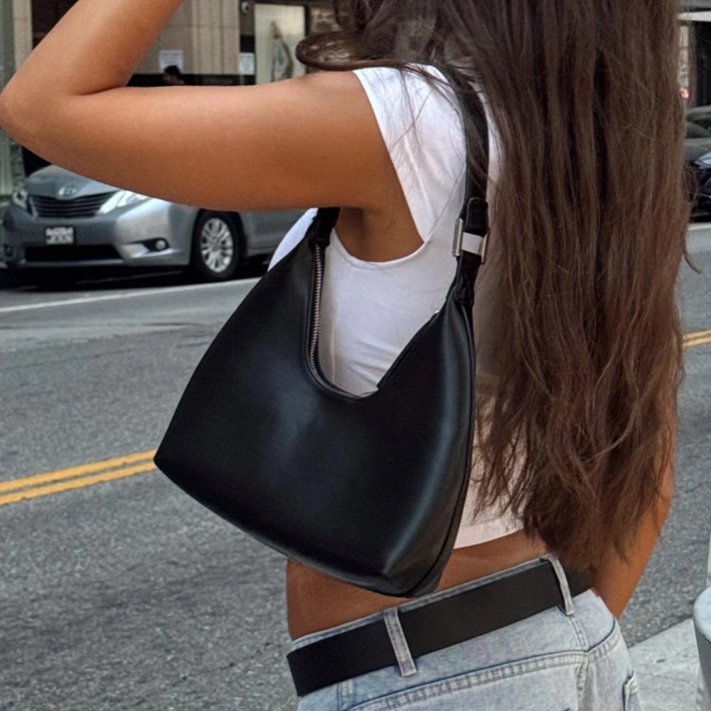 Princess Polly Sleek Black Shoulder Bag - Reeves bag / Purse